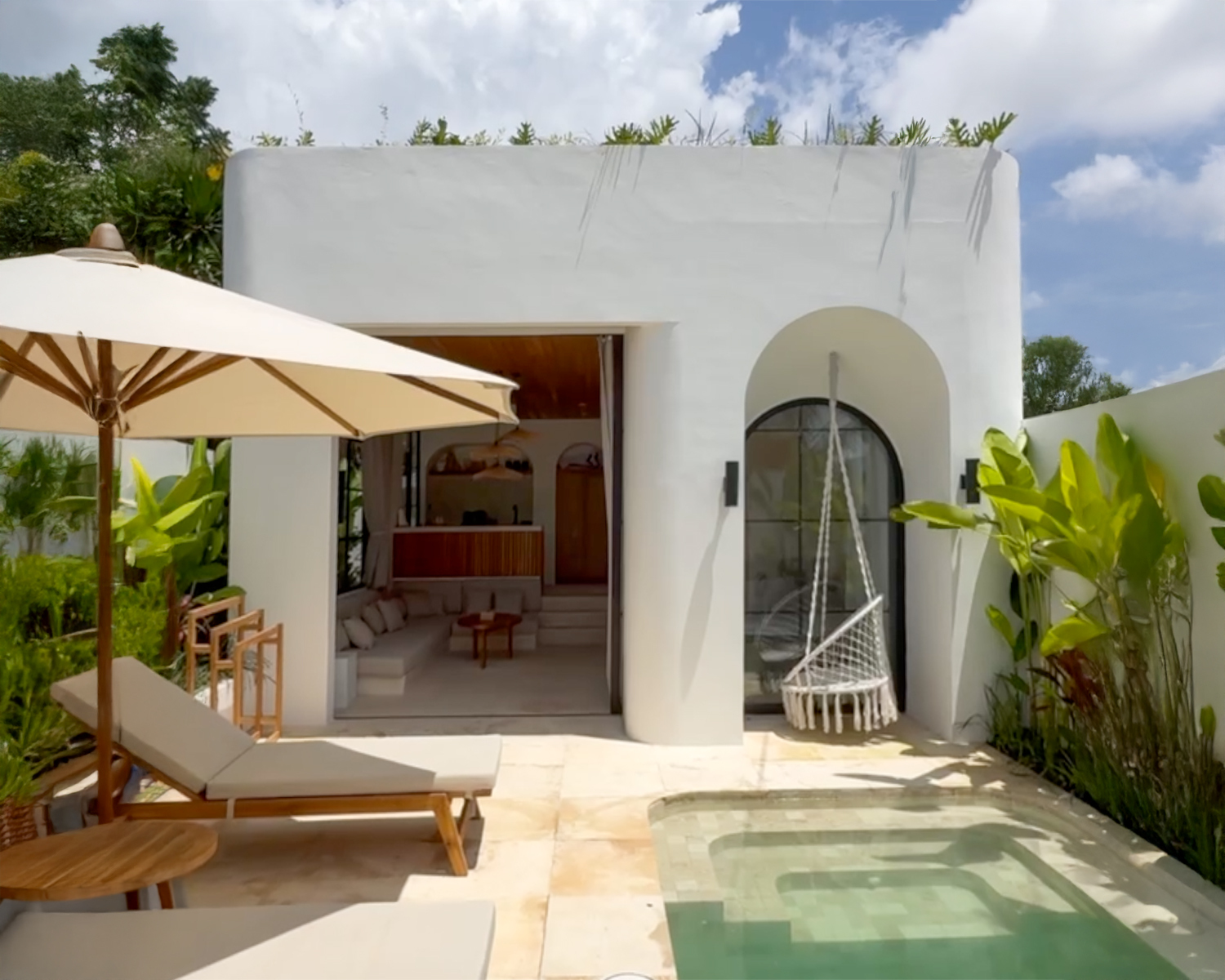 LUNARA 1BR Delivered